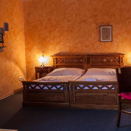 Terra Hotel Trinec Bagian luar foto