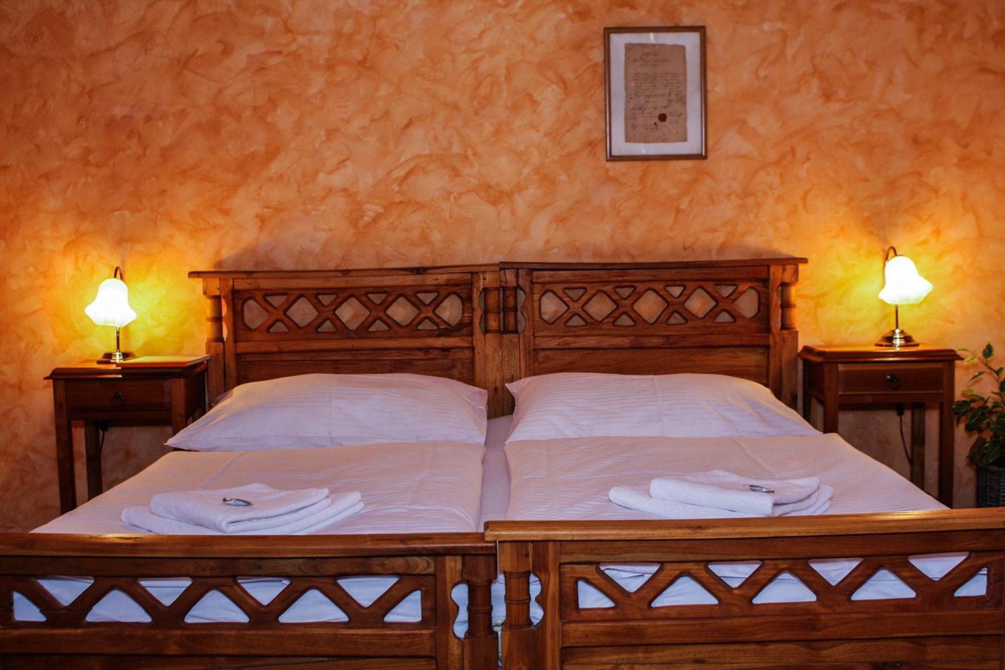 Terra Hotel Trinec Bagian luar foto