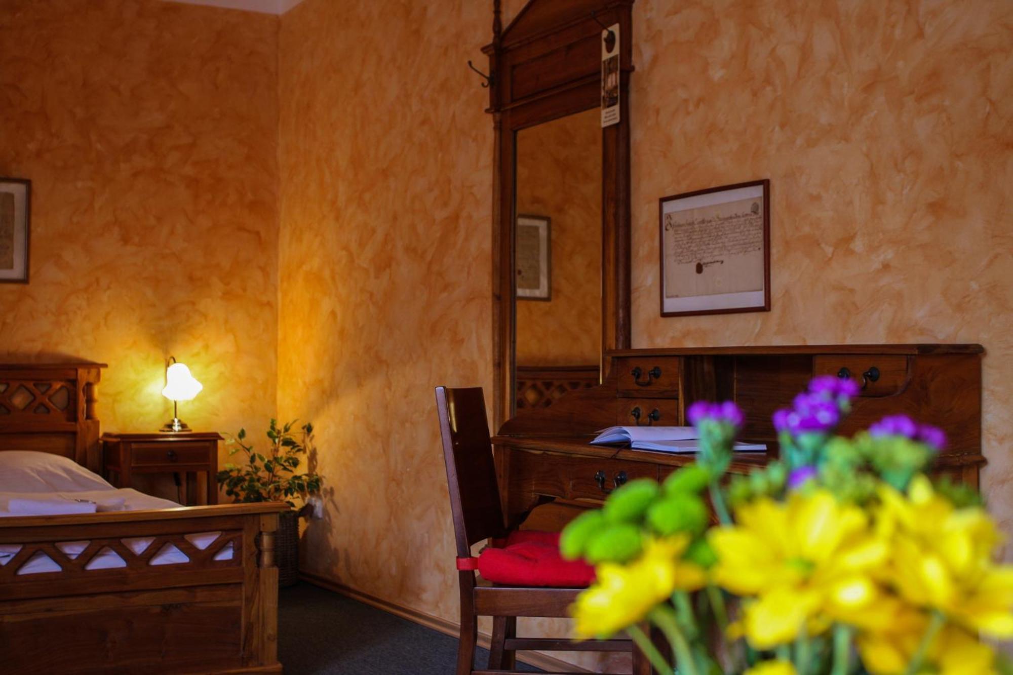 Terra Hotel Trinec Bagian luar foto