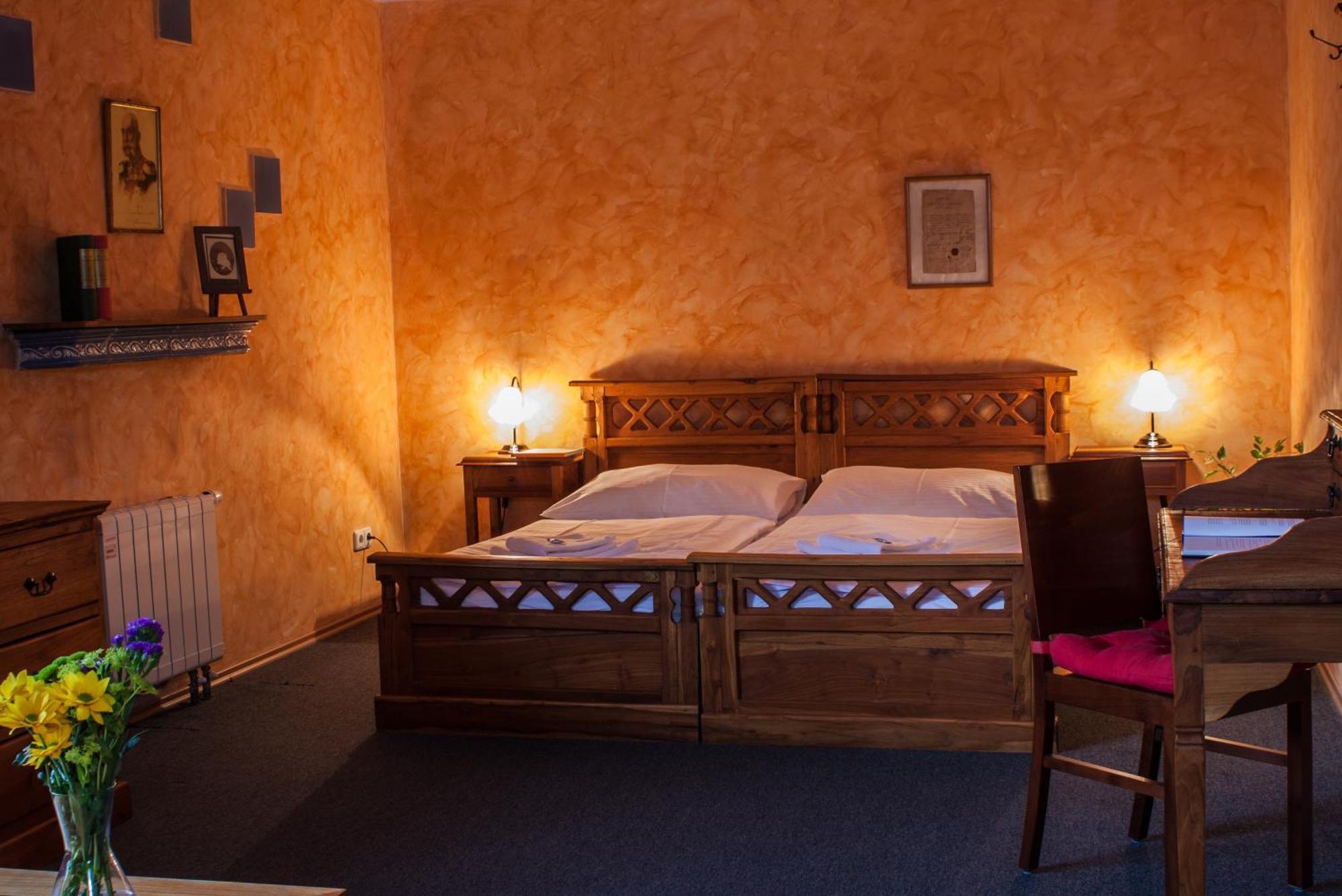 Terra Hotel Trinec Bagian luar foto