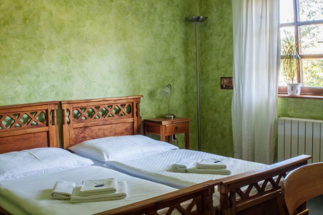Terra Hotel Trinec Bagian luar foto
