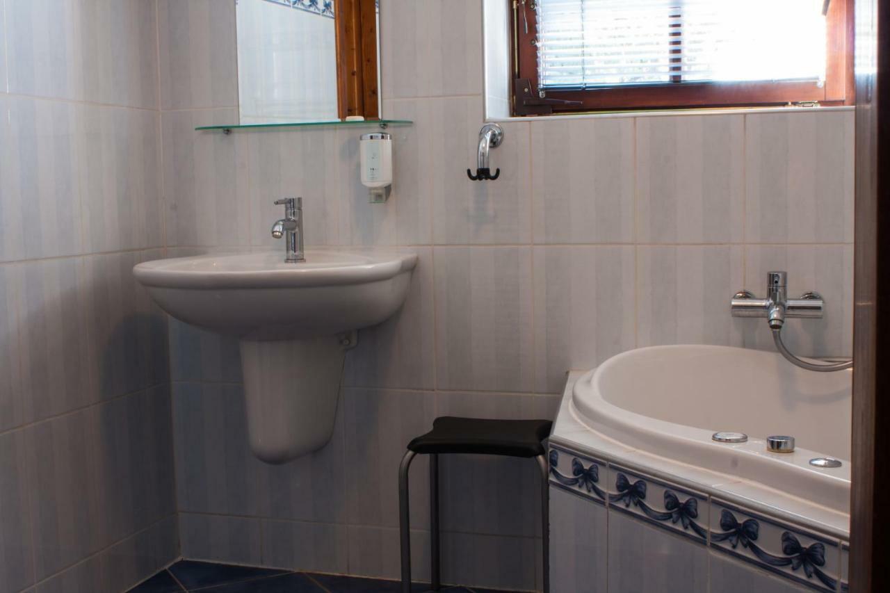 Terra Hotel Trinec Bagian luar foto