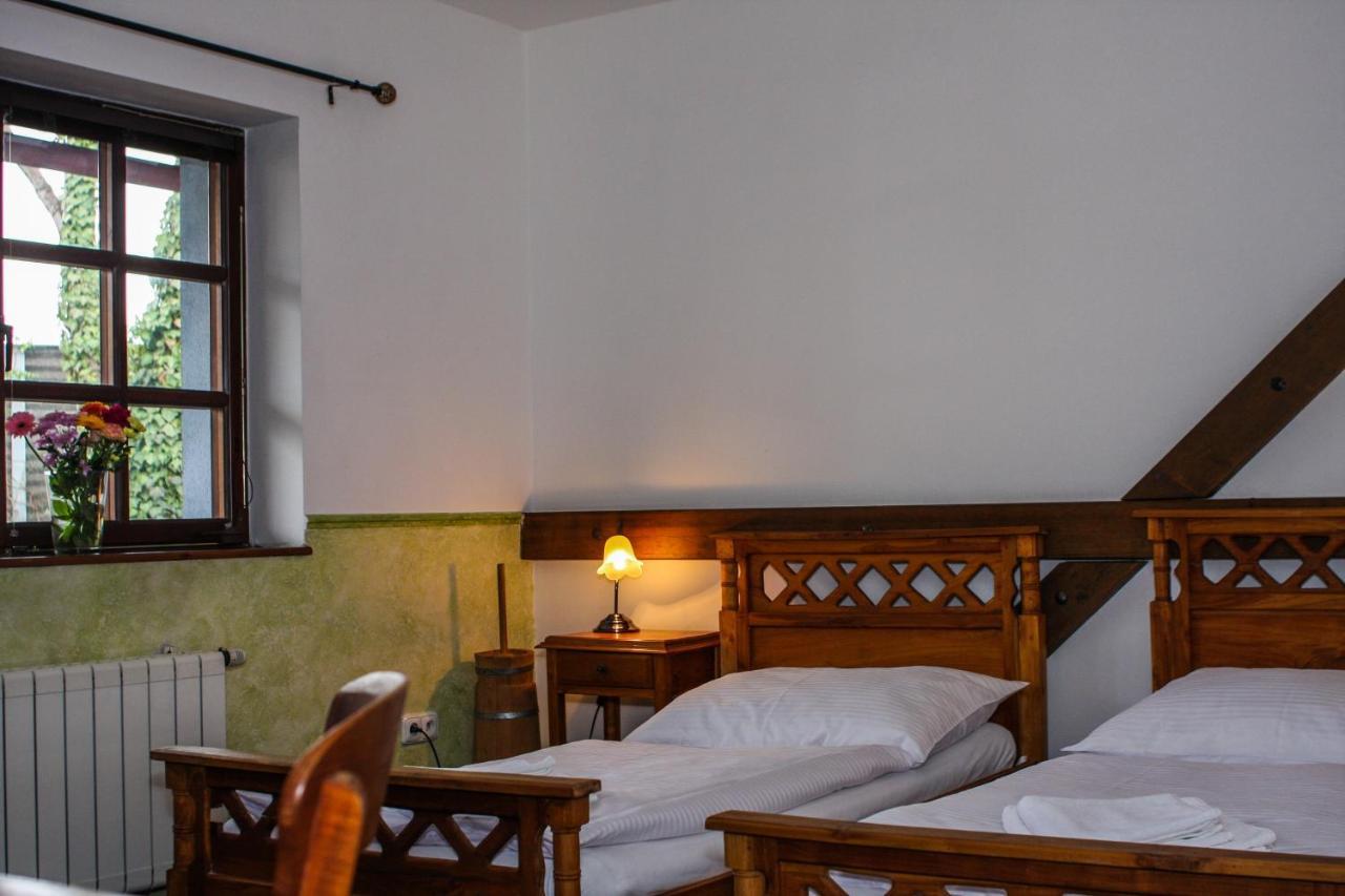 Terra Hotel Trinec Bagian luar foto